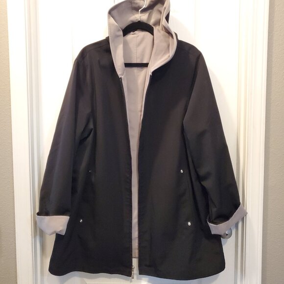 versatile, fully reversible jacket with a hood.  Black/Tan Oversized 2XL - Picture 1 of 14